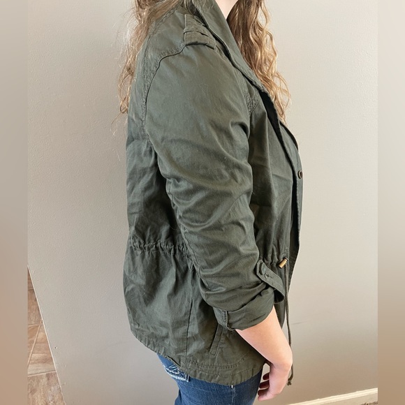 ANA Roll Sleeve Olive Green Light Weight Jacket size Medium - Picture 3 of 3